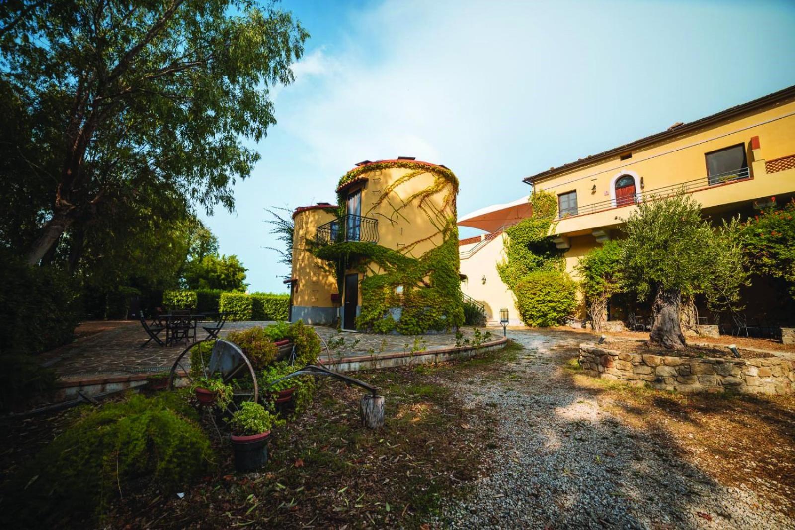 Agriturismo La Petrosa Ceraso Exterior foto